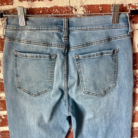 Banana Republic distressed skinny jeans - Picture 5 of 5